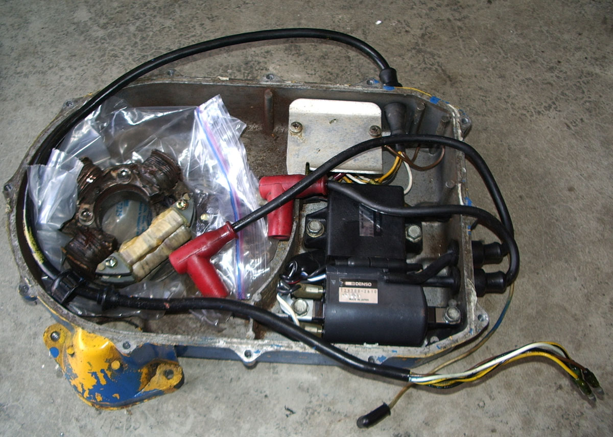 1990 SP MAG HOUSING ASSY